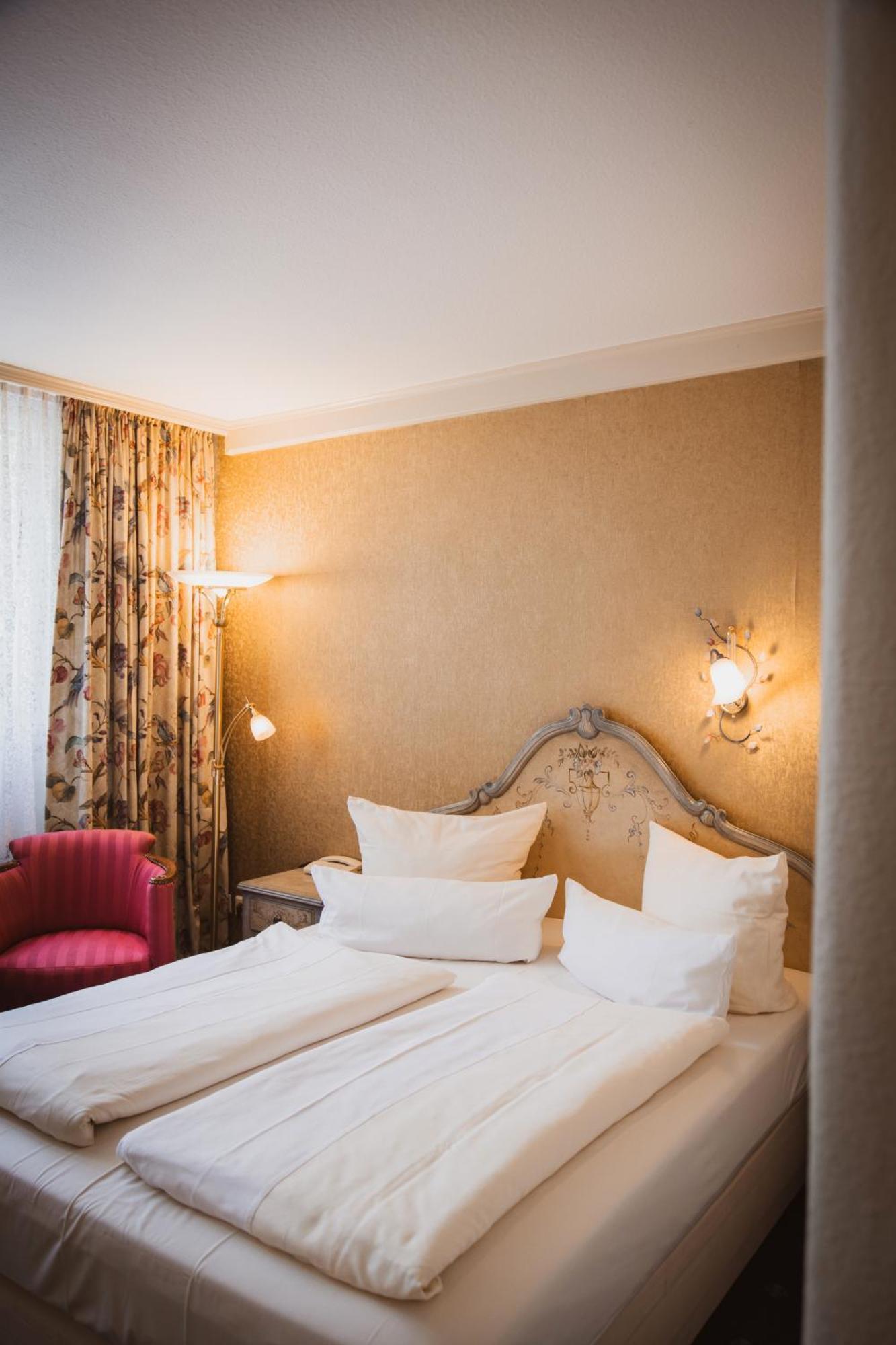 Sure Hotel By Best Western Rhoen Garden Poppenhausen Exteriör bild