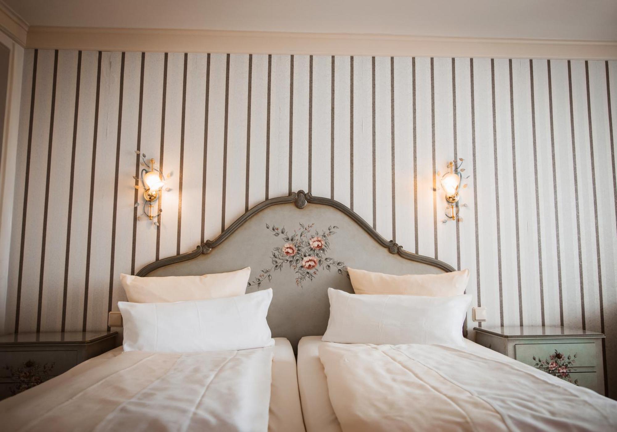 Sure Hotel By Best Western Rhoen Garden Poppenhausen Exteriör bild