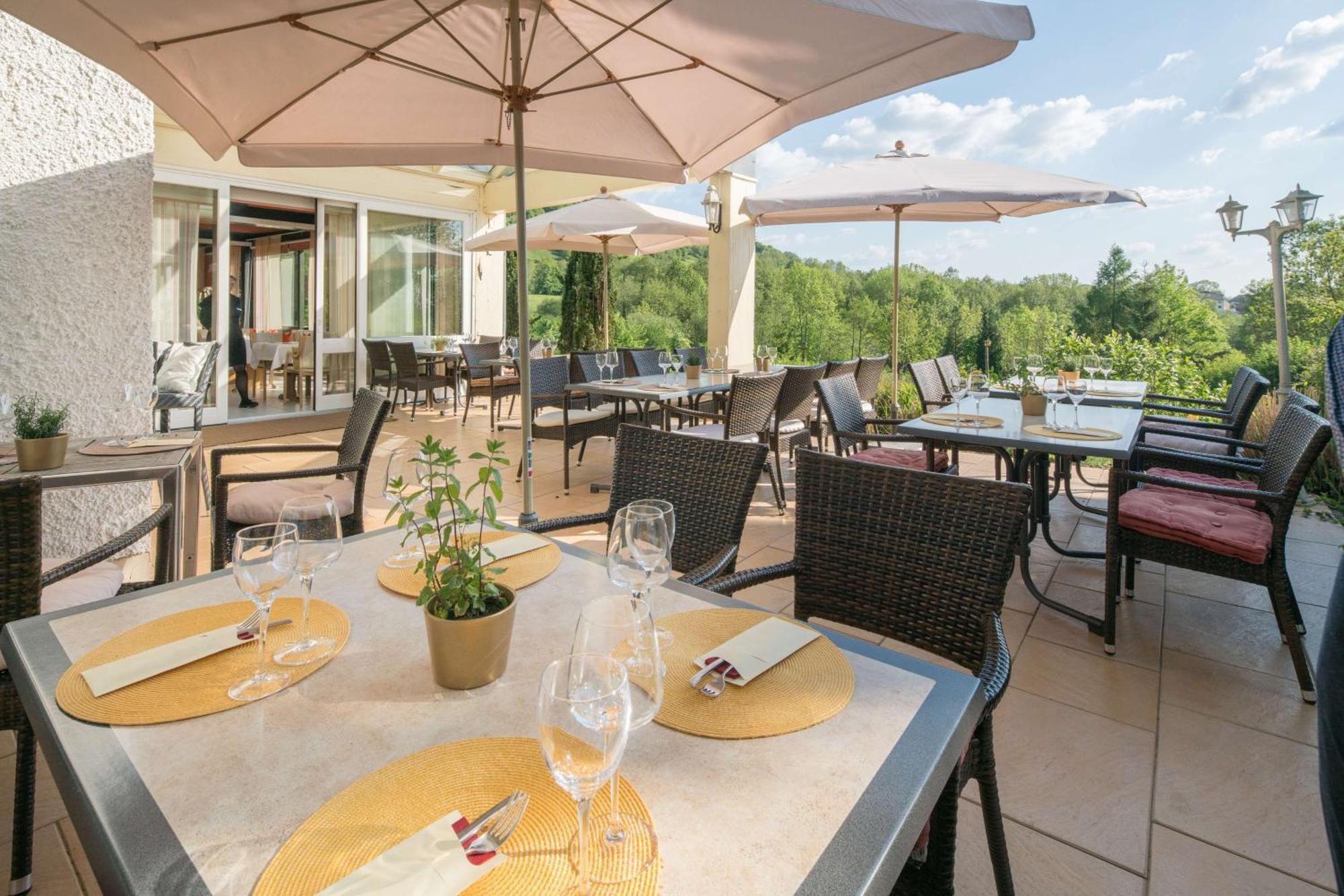 Sure Hotel By Best Western Rhoen Garden Poppenhausen Exteriör bild