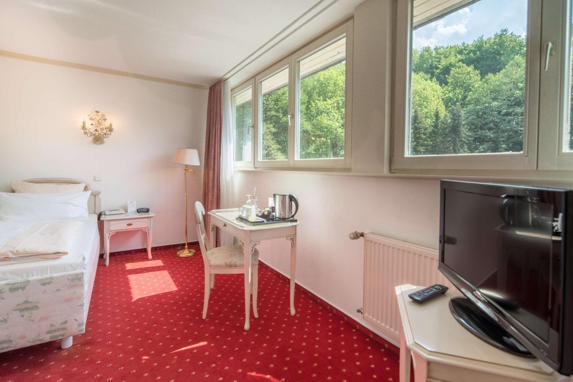 Sure Hotel By Best Western Rhoen Garden Poppenhausen Exteriör bild