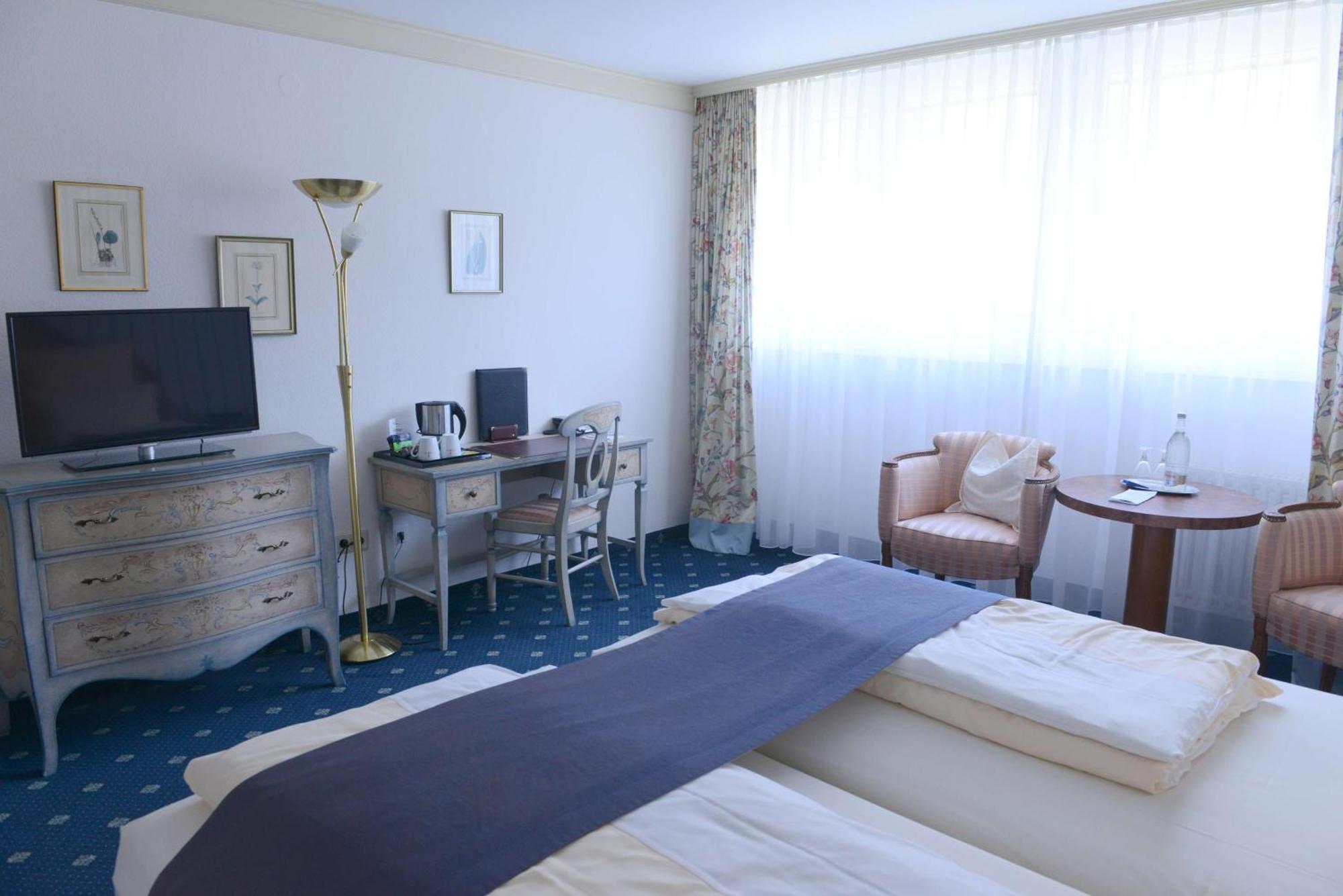 Sure Hotel By Best Western Rhoen Garden Poppenhausen Exteriör bild