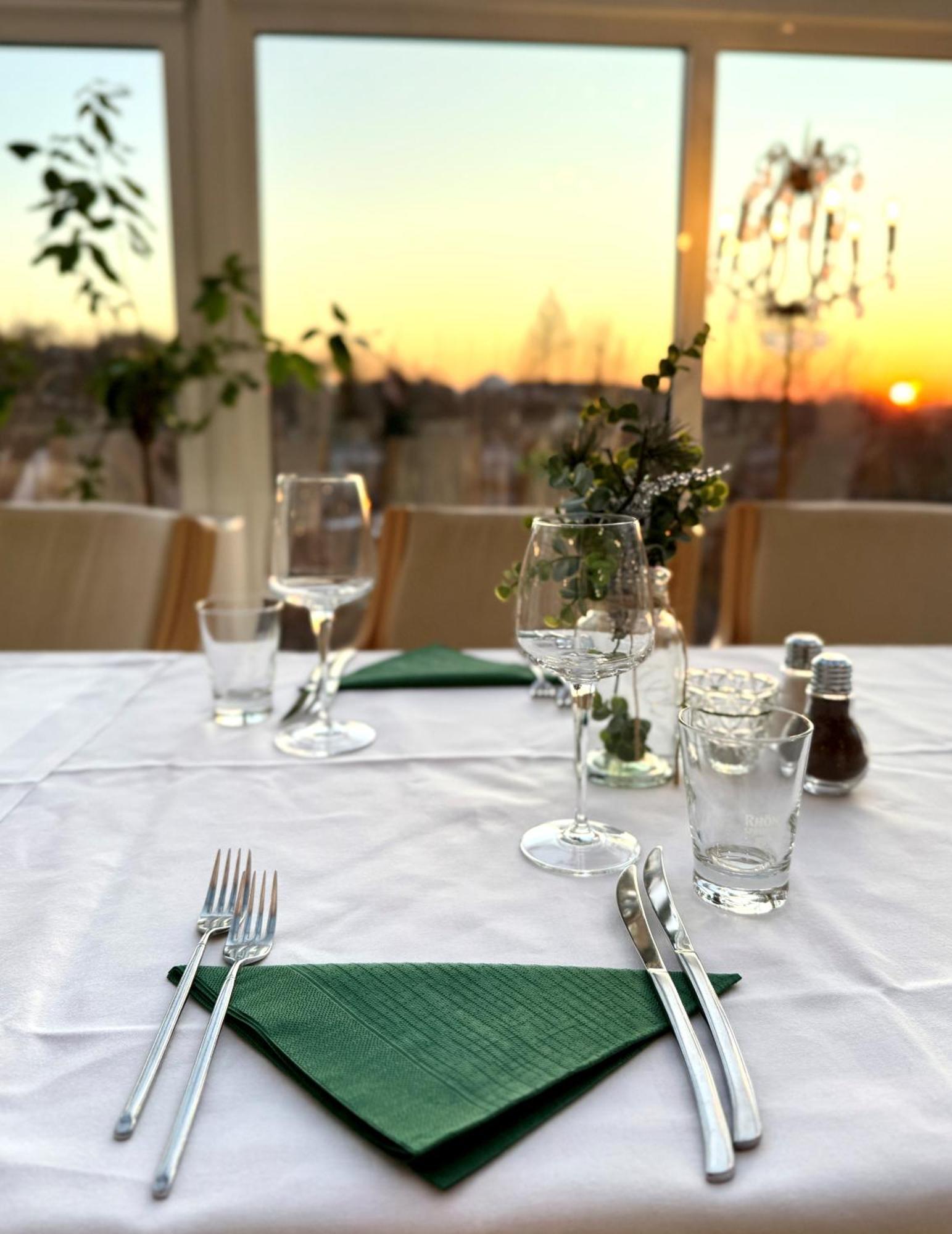 Sure Hotel By Best Western Rhoen Garden Poppenhausen Exteriör bild