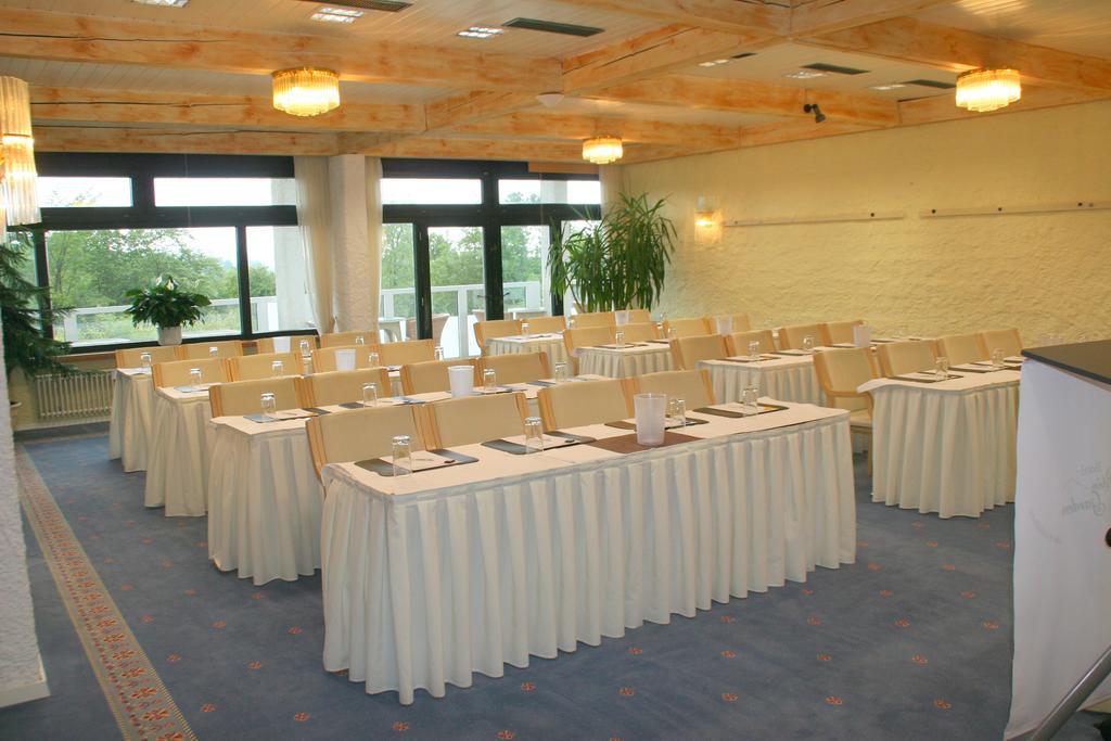 Sure Hotel By Best Western Rhoen Garden Poppenhausen Exteriör bild