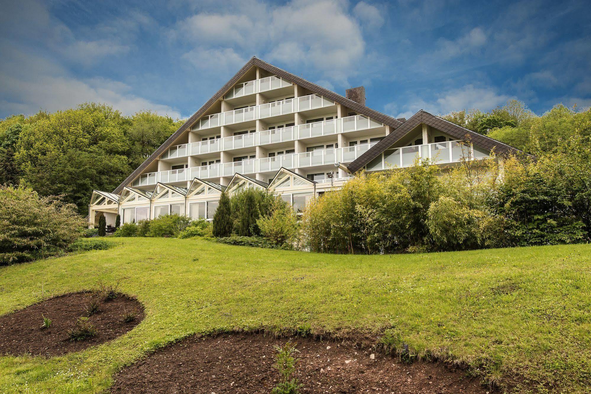 Sure Hotel By Best Western Rhoen Garden Poppenhausen Exteriör bild