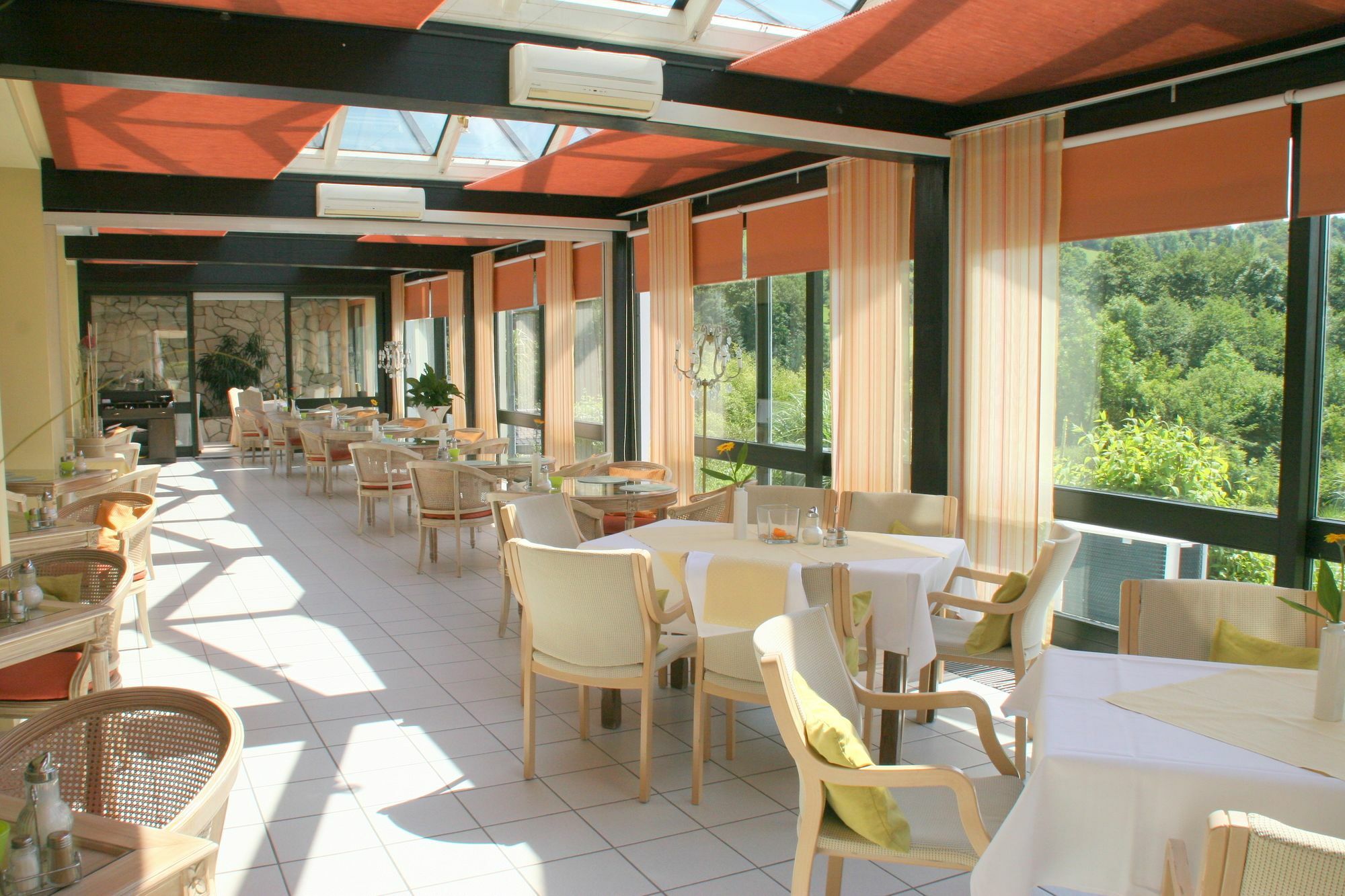 Sure Hotel By Best Western Rhoen Garden Poppenhausen Exteriör bild